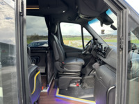 THUR7336_2856307 vehicle image