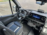 THUR7336_2856307 vehicle image