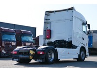 DOLD2821_2839628 vehicle image