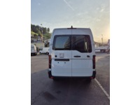 THOM6454_2693270 vehicle image