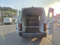 THOM6454_2693270 vehicle image