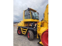 0543025 vehicle image