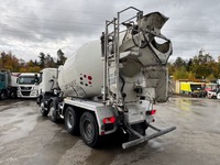 AGRO3463_2757467 vehicle image