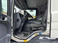 AGRO3463_2757467 vehicle image