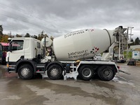 AGRO3463_2757467 vehicle image