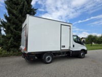 Kall37_2678415 vehicle image