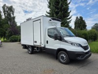 Kall37_2678415 vehicle image