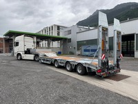 INTG9387_2741217 vehicle image