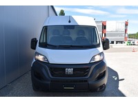 TOC1273_2988866 vehicle image