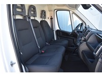 TOC1273_2988866 vehicle image