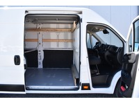 TOC1273_2988866 vehicle image