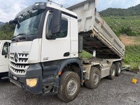 TOLA8240_2953143 vehicle image