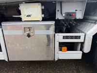 UNIK8334_2870338 vehicle image