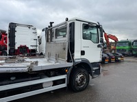 UNIK8334_2870338 vehicle image