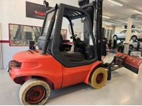 AUKL8793_2796411 vehicle image