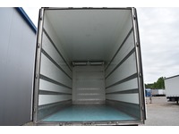 TOC1273_2940405 vehicle image