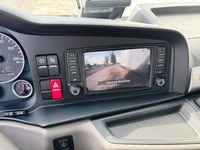 MAN126_2739239 vehicle image