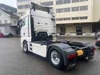 PREI272_2778303 vehicle image