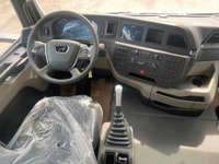 TMR8055_2868637 vehicle image