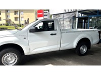 HUSE4764_3022804 vehicle image
