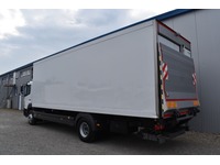 TOC1273_2877516 vehicle image