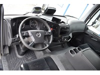 TOC1273_2877516 vehicle image