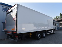 TOC1273_2692673 vehicle image