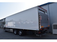 TOC1273_2692673 vehicle image