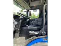 0272026 vehicle image