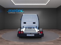 FLAA9869_2687424 vehicle image
