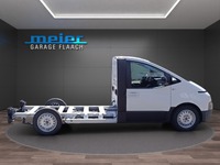 FLAA9869_2687424 vehicle image