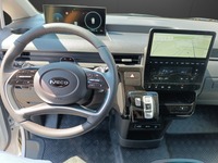 FLAA9869_2687424 vehicle image
