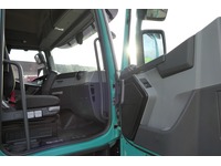 DOLD2821_2772275 vehicle image