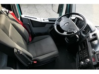 DOLD2821_2772275 vehicle image