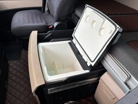 MAN126_2827004 vehicle image