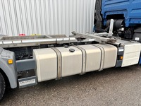 MAN126_2827004 vehicle image