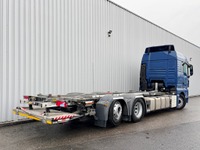 MAN126_2827004 vehicle image