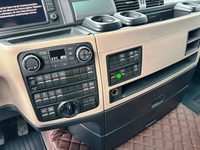 MAN126_2827004 vehicle image