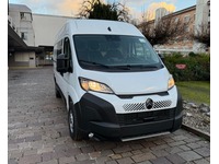 EFAG9324_2760415 vehicle image