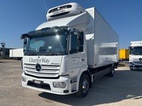 PEMA569_2948943 vehicle image