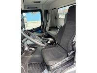 DTCH10536_2848453 vehicle image