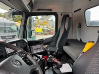 AGRO3463_2737251 vehicle image