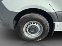 NFBE9310_2818670 vehicle image