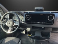 NFBE9310_2818670 vehicle image