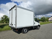Kall37_2678245 vehicle image