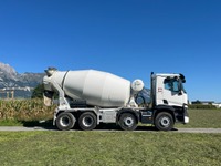 EBER138_2454697 vehicle image