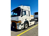 0161026 vehicle image