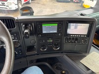 AGRO3463_2694534 vehicle image