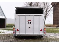 HRB7528_2838038 vehicle image