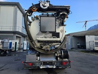 ZIAL184_2763322 vehicle image